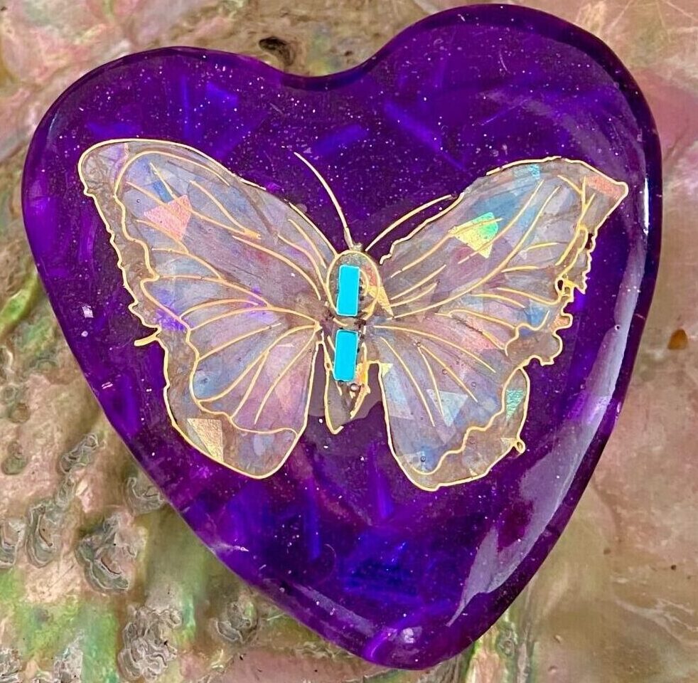 Divine Kauai Beautiful Orgonite Orgone hearts Divine Kauai Beautiful Orgonite Orgone hearts Beautiful Powerful Exquisite Orgonite Orgone Hearts are meticulously handcrafted with Hawaiian botanicals, Double-terminated crystals and lovely gemstones: Amethyst, Rose Quartz, Lapis Lazuli, Peridot, Aquamarine, Malachite and Howlite. Dr. Wilhelm Reich 50/50 ratio of resin to metal making it powerful orgonite. Orgonite transmutes the electromagnetic vibrations of modern technology into a frequency compatible with human well-being. Orgonite assists in balancing all of our bodies and fields to bring us into natural states of harmony and re-establishing energy flow in our body meridian system. Orgone, Orgonite for children, kids, gifts, Valentine's day, mother's day, father's day, birthdays, holidays, baby gifts, pets, all occasion. Orgonite devices transform the environment into a life-affirming atmosphere. transmutes EMR and ELF radiation from microwaves, Smart meters, computers, hand-held devices, Wi-Fi, Bluetooth, etc. Orgonite works perpetually & functions as a self-generating transmutation device. It never expires! Orgonite Orgone jewelry, necklaces, amulets. Meditation. Orgonites Orgone Orgonite cell phone shields. Orgone Orgonite Orgone Tablet shields. Orgonite Orgone monitor shields. Orgonite Orgone meditation. wifi protection Orgonite Orgone. Orgonite Orgone for sleep, healing, relaxation. Orgonite Orgone microwave shields. Orgonite Orgone appliance shields.