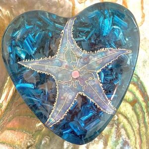 Divine Kauai Beautiful Orgonite Orgone hearts Divine Kauai Beautiful Orgonite Orgone hearts Beautiful Powerful Exquisite Orgonite Orgone Hearts are meticulously handcrafted with Hawaiian botanicals, Double-terminated crystals and lovely gemstones: Amethyst, Rose Quartz, Lapis Lazuli, Peridot, Aquamarine, Malachite and Howlite. Dr. Wilhelm Reich 50/50 ratio of resin to metal making it powerful orgonite. Orgonite transmutes the electromagnetic vibrations of modern technology into a frequency compatible with human well-being. Orgonite assists in balancing all of our bodies and fields to bring us into natural states of harmony and re-establishing energy flow in our body meridian system. Orgone, Orgonite for children, kids, gifts, Valentine's day, mother's day, father's day, birthdays, holidays, baby gifts, pets, all occasion. Orgonite devices transform the environment into a life-affirming atmosphere. transmutes EMR and ELF radiation from microwaves, Smart meters, computers, hand-held devices, Wi-Fi, Bluetooth, etc. Orgonite works perpetually & functions as a self-generating transmutation device. It never expires! Orgonite Orgone jewelry, necklaces, amulets. Meditation. Orgonites Orgone Orgonite cell phone shields. Orgone Orgonite Orgone Tablet shields. Orgonite Orgone monitor shields. Orgonite Orgone meditation. wifi protection Orgonite Orgone. Orgonite Orgone for sleep, healing, relaxation. Orgonite Orgone microwave shields. Orgonite Orgone appliance shields.