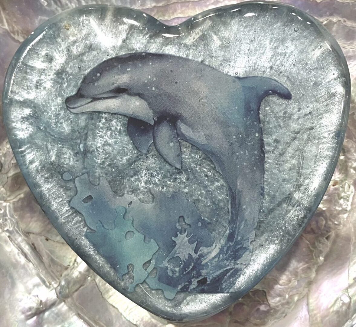 Beautiful Powerful Exquisite Orgonite Orgone Hearts are meticulously handcrafted with Hawaiian botanicals, Double-terminated crystals and lovely gemstones: Amethyst, Rose Quartz, Lapis Lazuli, Peridot, Aquamarine, Malachite and Howlite. Dr. Wilhelm Reich 50/50 ratio of resin to metal making it powerful orgonite. Orgonite transmutes the electromagnetic vibrations of modern technology into a frequency compatible with human well-being. Orgonite assists in balancing all of our bodies and fields to bring us into natural states of harmony and re-establishing energy flow in our body meridian system. Orgone, Orgonite for children, kids, gifts, Valentine's day, mother's day, father's day, birthdays, holidays, baby gifts, pets, all occasion. Orgonite devices transform the environment into a life-affirming atmosphere. transmutes EMR and ELF radiation from microwaves, Smart meters, computers, hand-held devices, Wi-Fi, Bluetooth, etc. Orgonite works perpetually & functions as a self-generating transmutation device. It never expires! Orgonite Orgone jewelry, necklaces, amulets. Meditation. Orgonites Orgone Orgonite cell phone shields. Orgone Orgonite Orgone Tablet shields. Orgonite Orgone monitor shields. Orgonite Orgone meditation. wifi protection Orgonite Orgone. Orgonite Orgone for sleep, healing, relaxation. Orgonite Orgone microwave shields. Orgonite Orgone appliance shields.