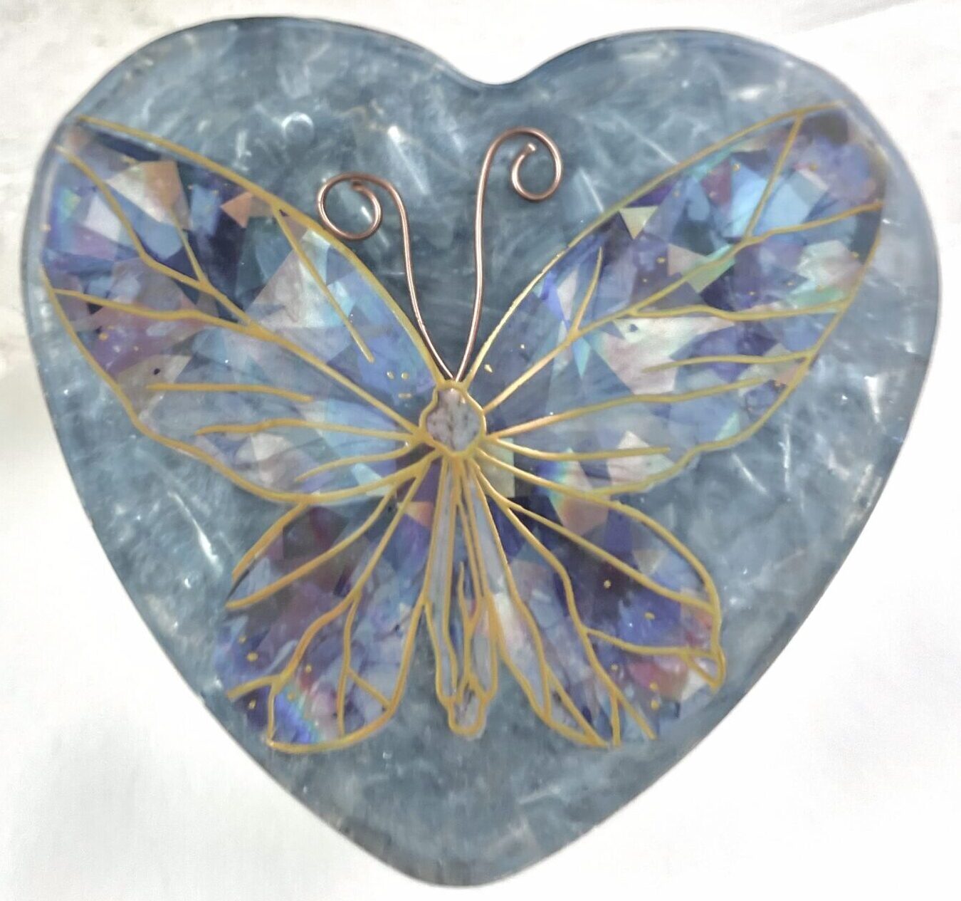 Beautiful Powerful Exquisite Orgonite Orgone Hearts are meticulously handcrafted with Hawaiian botanicals, Double-terminated crystals and lovely gemstones: Amethyst, Rose Quartz, Lapis Lazuli, Peridot, Aquamarine, Malachite and Howlite. Dr. Wilhelm Reich 50/50 ratio of resin to metal making it powerful orgonite. Orgonite transmutes the electromagnetic vibrations of modern technology into a frequency compatible with human well-being. Orgonite assists in balancing all of our bodies and fields to bring us into natural states of harmony and re-establishing energy flow in our body meridian system. Orgone, Orgonite for children, kids, gifts, Valentine's day, mother's day, father's day, birthdays, holidays, baby gifts, pets, all occasion. Orgonite devices transform the environment into a life-affirming atmosphere. transmutes EMR and ELF radiation from microwaves, Smart meters, computers, hand-held devices, Wi-Fi, Bluetooth, etc. Orgonite works perpetually & functions as a self-generating transmutation device. It never expires! Orgonite Orgone jewelry, necklaces, amulets. Meditation. Orgonites Orgone Orgonite cell phone shields. Orgone Orgonite Orgone Tablet shields. Orgonite Orgone monitor shields. Orgonite Orgone meditation. wifi protection Orgonite Orgone. Orgonite Orgone for sleep, healing, relaxation. Orgonite Orgone microwave shields. Orgonite Orgone appliance shields.