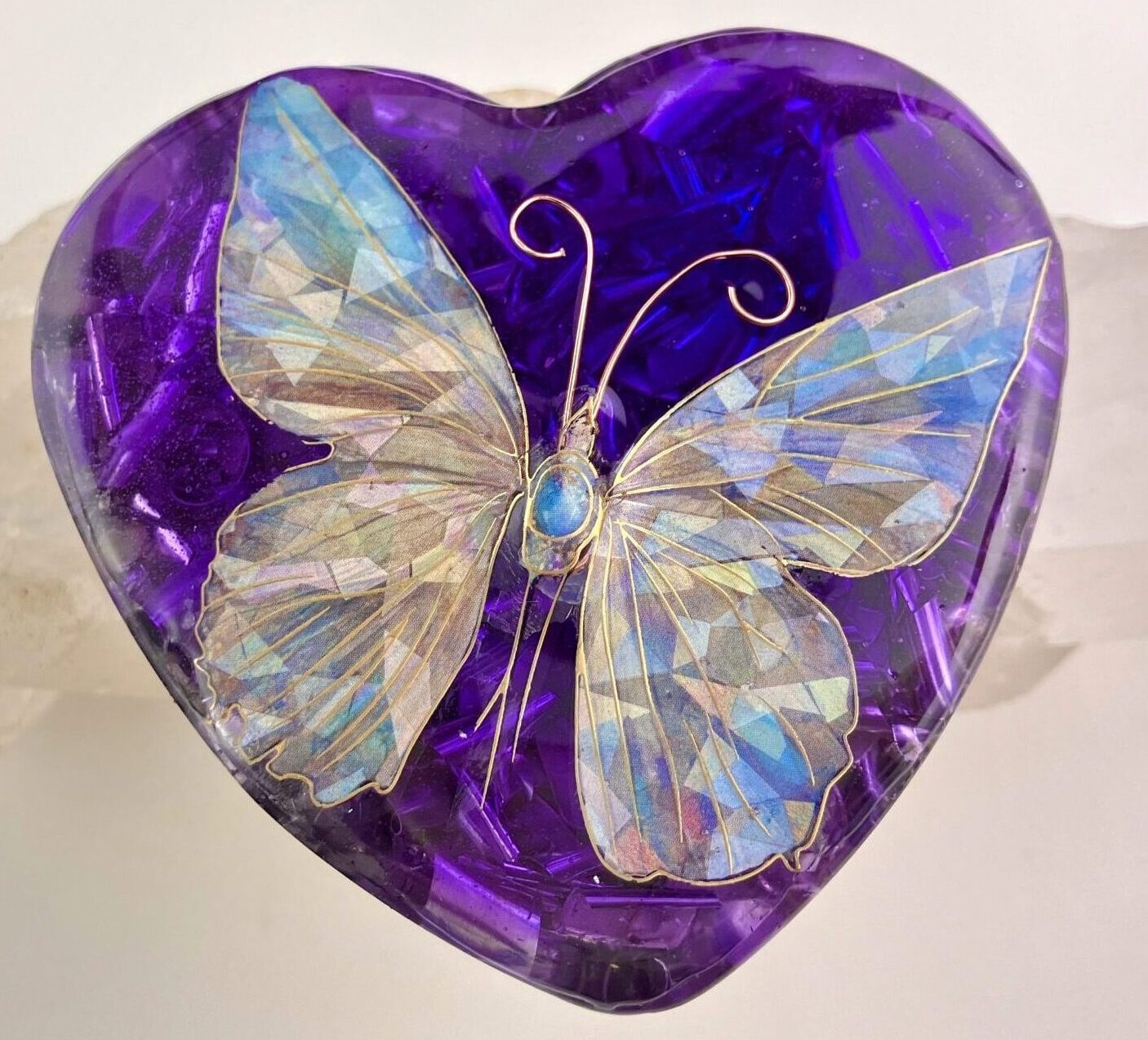 Beautiful Powerful Exquisite Orgonite Orgone Hearts are meticulously handcrafted with Hawaiian botanicals, Double-terminated crystals and lovely gemstones: Amethyst, Rose Quartz, Lapis Lazuli, Peridot, Aquamarine, Malachite and Howlite. Dr. Wilhelm Reich 50/50 ratio of resin to metal making it powerful orgonite. Orgonite transmutes the electromagnetic vibrations of modern technology into a frequency compatible with human well-being. Orgonite assists in balancing all of our bodies and fields to bring us into natural states of harmony and re-establishing energy flow in our body meridian system. Orgone, Orgonite for children, kids, gifts, Valentine's day, mother's day, father's day, birthdays, holidays, baby gifts, pets, all occasion. Orgonite devices transform the environment into a life-affirming atmosphere. transmutes EMR and ELF radiation from microwaves, Smart meters, computers, hand-held devices, Wi-Fi, Bluetooth, etc. Orgonite works perpetually & functions as a self-generating transmutation device. It never expires! Orgonite Orgone jewelry, necklaces, amulets. Meditation. Orgonites Orgone Orgonite cell phone shields. Orgone Orgonite Orgone Tablet shields. Orgonite Orgone monitor shields. Orgonite Orgone meditation. wifi protection Orgonite Orgone. Orgonite Orgone for sleep, healing, relaxation. Orgonite Orgone microwave shields. Orgonite Orgone appliance shields.