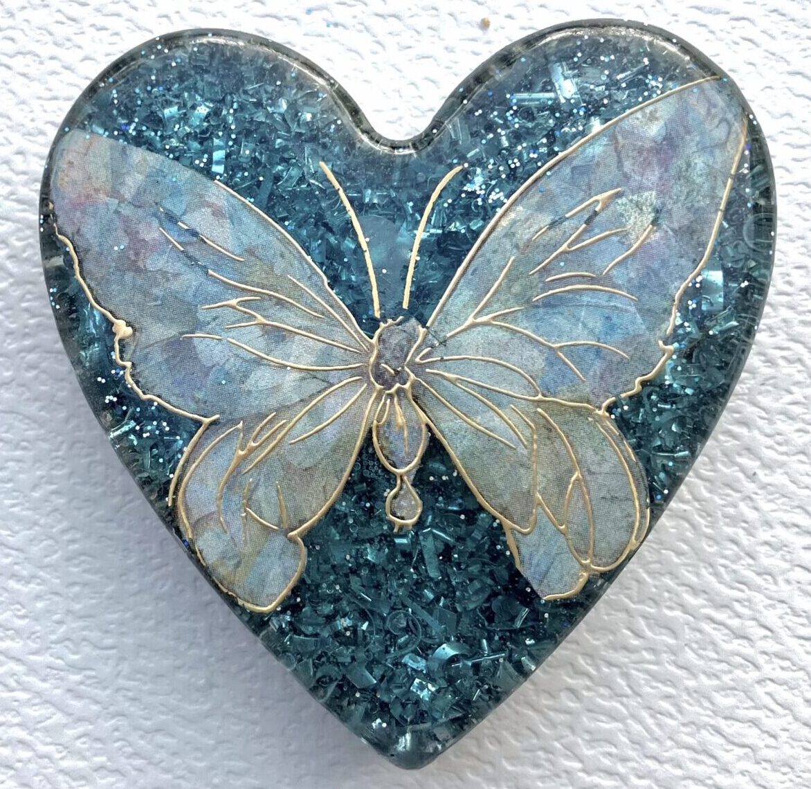 Beautiful Powerful Exquisite Orgonite Orgone Hearts are meticulously handcrafted with Hawaiian botanicals, Double-terminated crystals and lovely gemstones: Amethyst, Rose Quartz, Lapis Lazuli, Peridot, Aquamarine, Malachite and Howlite. Dr. Wilhelm Reich 50/50 ratio of resin to metal making it powerful orgonite. Orgonite transmutes the electromagnetic vibrations of modern technology into a frequency compatible with human well-being. Orgonite assists in balancing all of our bodies and fields to bring us into natural states of harmony and re-establishing energy flow in our body meridian system. Orgone, Orgonite for children, kids, gifts, Valentine's day, mother's day, father's day, birthdays, holidays, baby gifts, pets, all occasion. Orgonite devices transform the environment into a life-affirming atmosphere. transmutes EMR and ELF radiation from microwaves, Smart meters, computers, hand-held devices, Wi-Fi, Bluetooth, etc. Orgonite works perpetually & functions as a self-generating transmutation device. It never expires! Orgonite Orgone jewelry, necklaces, amulets. Meditation. Orgonites Orgone Orgonite cell phone shields. Orgone Orgonite Orgone Tablet shields. Orgonite Orgone monitor shields. Orgonite Orgone meditation. wifi protection Orgonite Orgone. Orgonite Orgone for sleep, healing, relaxation. Orgonite Orgone microwave shields. Orgonite Orgone appliance shields. Beautiful Powerful Exquisite Orgonite Orgone Hearts are meticulously handcrafted with Hawaiian botanicals, Double-terminated crystals and lovely gemstones: Amethyst, Rose Quartz, Lapis Lazuli, Peridot, Aquamarine, Malachite and Howlite. Dr. Wilhelm Reich 50/50 ratio of resin to metal making it powerful orgonite. Orgonite transmutes the electromagnetic vibrations of modern technology into a frequency compatible with human well-being. Orgonite assists in balancing all of our bodies and fields to bring us into natural states of harmony and re-establishing energy flow in our body meridian system. Orgone, Orgonite for children, kids, gifts, Valentine's day, mother's day, father's day, birthdays, holidays, baby gifts, pets, all occasion. Orgonite devices transform the environment into a life-affirming atmosphere. transmutes EMR and ELF radiation from microwaves, Smart meters, computers, hand-held devices, Wi-Fi, Bluetooth, etc. Orgonite works perpetually & functions as a self-generating transmutation device. It never expires! Orgonite Orgone jewelry, necklaces, amulets. Meditation. Orgonites Orgone Orgonite cell phone shields. Orgone Orgonite Orgone Tablet shields. Orgonite Orgone monitor shields. Orgonite Orgone meditation. wifi protection Orgonite Orgone. Orgonite Orgone for sleep, healing, relaxation. Orgonite Orgone microwave shields. Orgonite Orgone appliance shields.