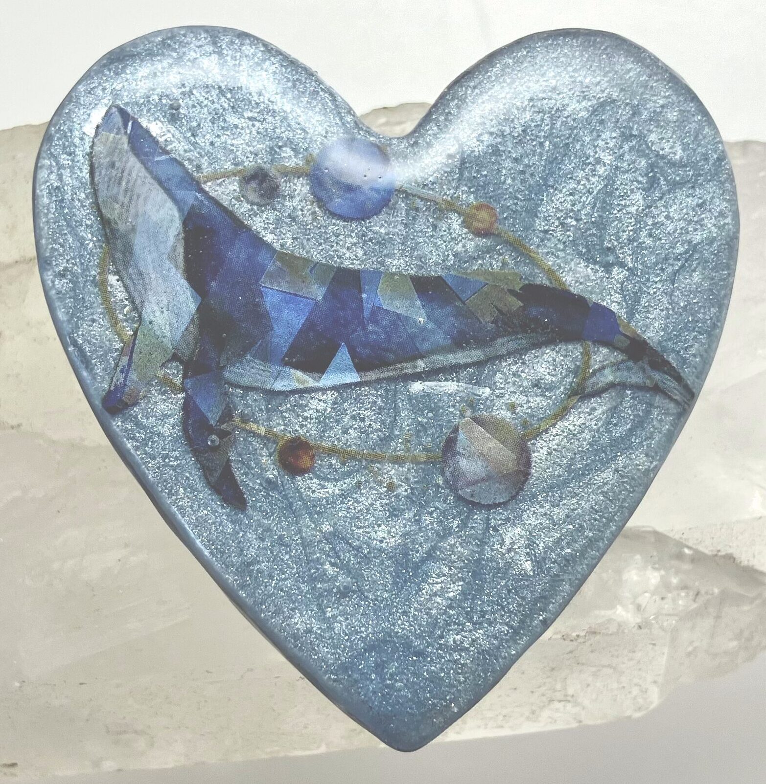 Beautiful Powerful Exquisite Fairy Orgonite Orgone Hearts are meticulously handcrafted with Hawaiian botanicals, Double-terminated crystals and lovely gemstones: Amethyst, Rose Quartz, Lapis Lazuli, Peridot, Aquamarine, Malachite and Howlite. Dr. Wilhelm Reich 50/50 ratio of resin to metal making it powerful orgonite. Orgonite transmutes the electromagnetic vibrations of modern technology into a frequency compatible with human well-being. Orgonite assists in balancing all of our bodies and fields to bring us into natural states of harmony and re-establishing energy flow in our body meridian system. Orgone, Orgonite for children, kids, gifts, Valentine's day, mother's day, father's day, birthdays, holidays, baby gifts, pets, all occasion. Orgonite devices transform the environment into a life-affirming atmosphere. transmutes EMR and ELF radiation from microwaves, Smart meters, computers, hand-held devices, Wi-Fi, Bluetooth, etc. Orgonite works perpetually & functions as a self-generating transmutation device. It never expires! Orgonite Orgone Orgonites Orgone Orgonite Orgone Orgonite Orgone Orgonite Orgone Orgonite Orgone Orgonite Orgone Orgonite Orgone